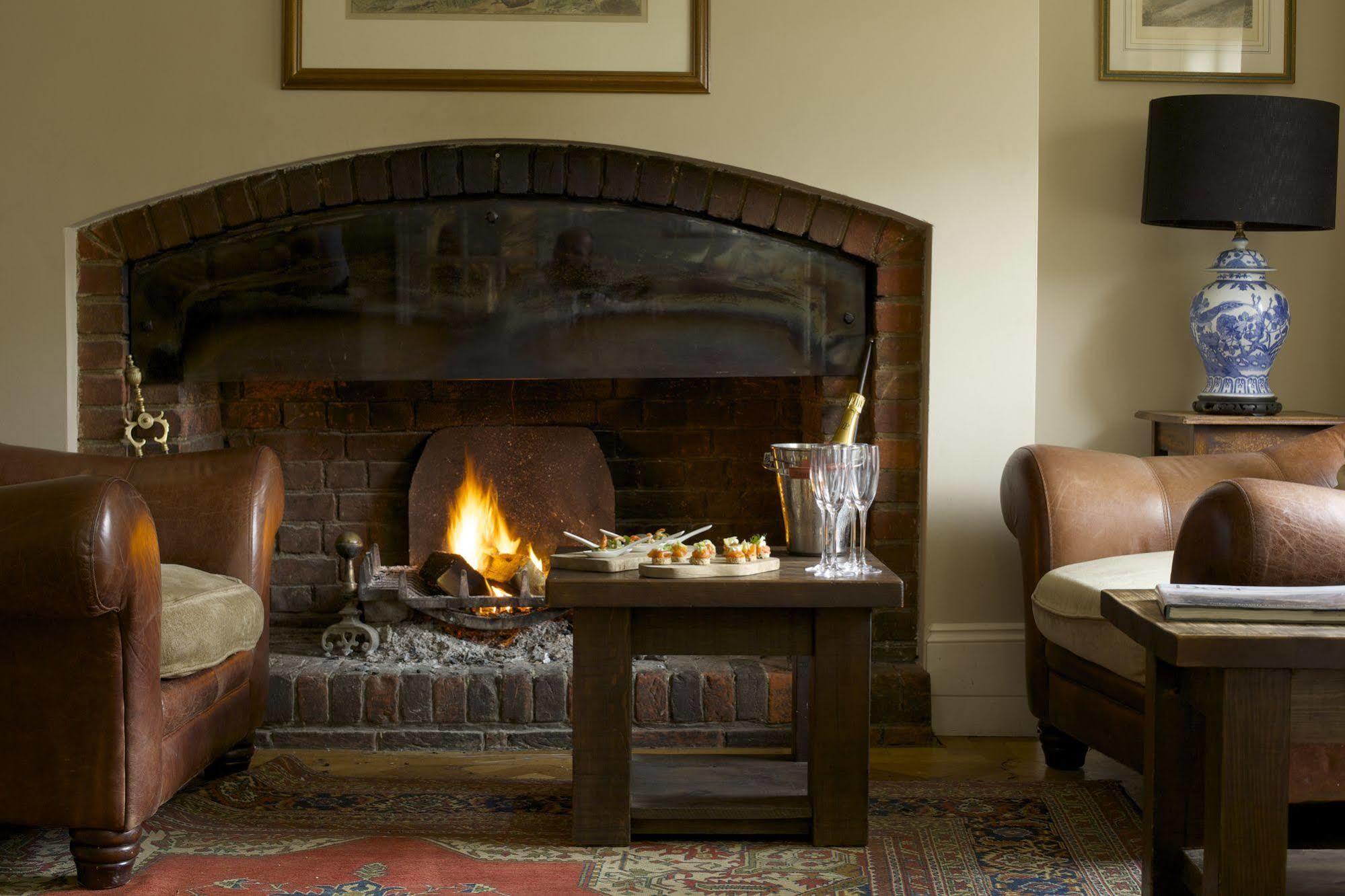 The Royal Oak, Yattendon Frilsham Buitenkant foto